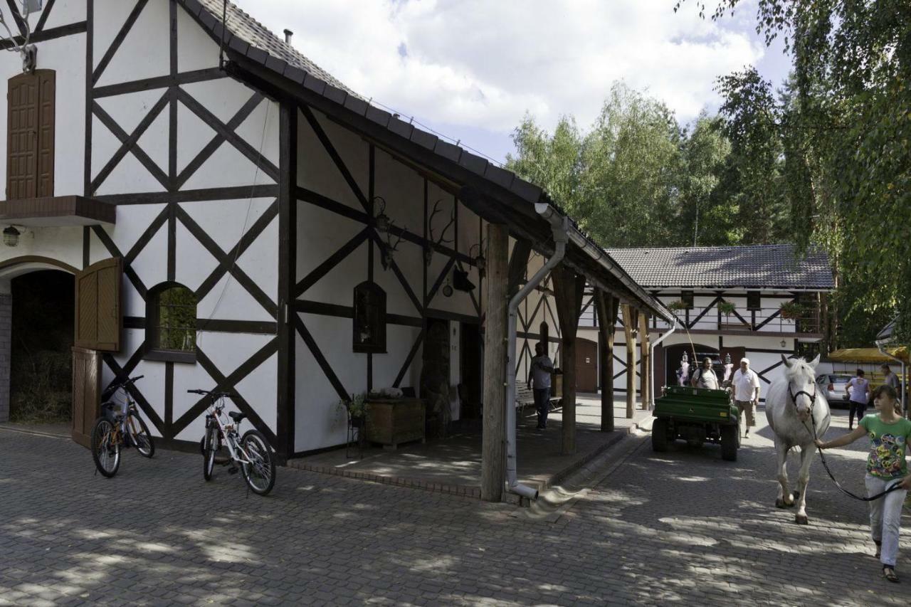 Park Lesny 'U Kaczyny' Hotel Rogow Eksteriør billede