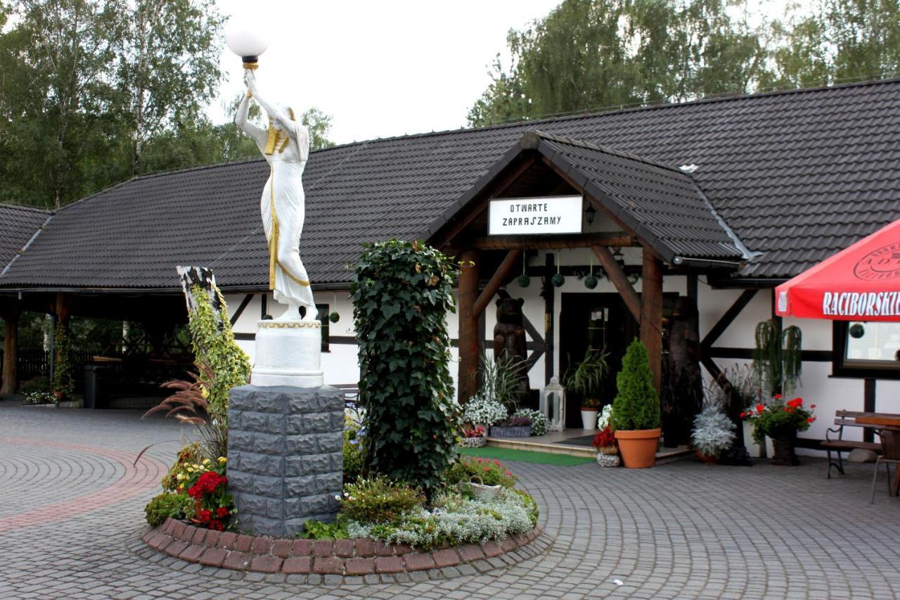 Park Lesny 'U Kaczyny' Hotel Rogow Eksteriør billede